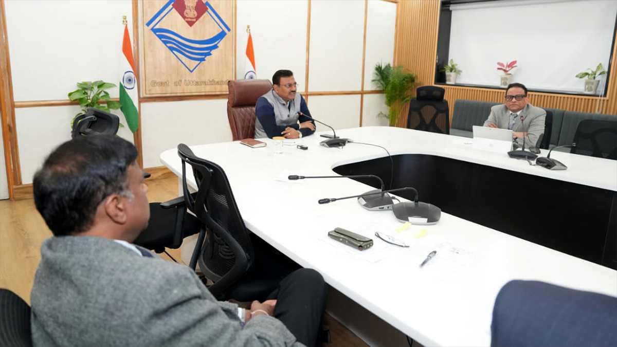 मुख्य सचिव धीमी गति प्रोजेक्ट्स निर्देश