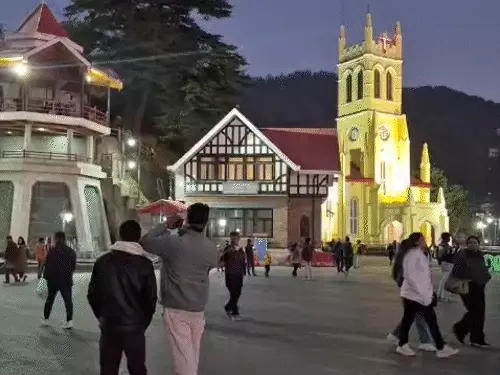 Himachal Pradesh News In Hindi: हिमाचल प्रदेश में लंबे समय से चल रहे सूखे (Dry Spell) का अंत होने वाला है। राज्य के अधिकांश हिस्सों में आज रात से मौसम का मिजाज पूरी तरह बदलने वाला है।