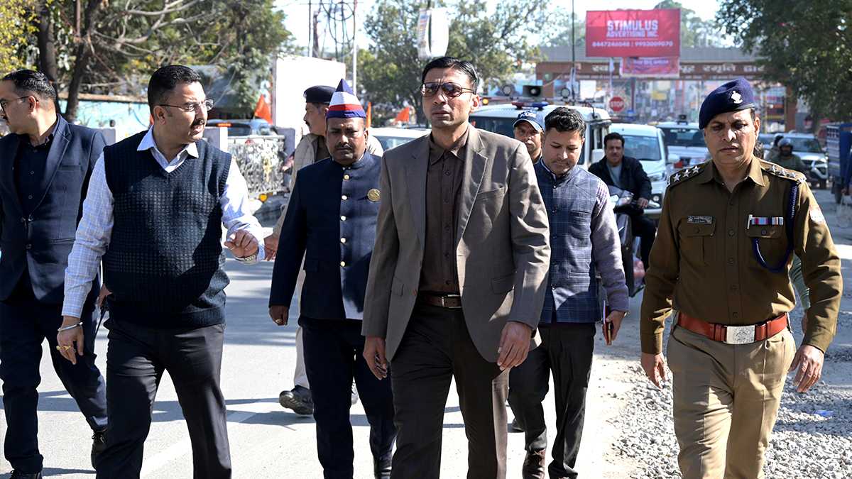 देहरादून रोड कटिंग कार्रवाई