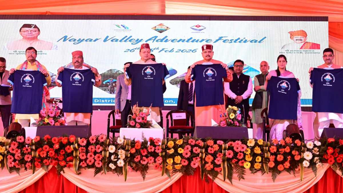 नयार वैली फेस्टिवल उद्घाटन के दौरान मुख्यमंत्री पुष्कर सिंह धामी