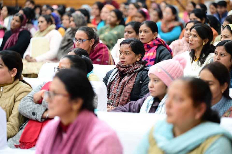 सीएम पुष्कर सिंह धामी एकल महिला स्वरोजगार योजना