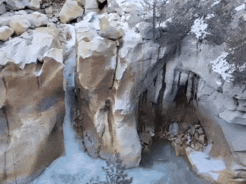 Uttarakhand Weather News: उत्तराखंड में इस समय कुदरत का एक ऐसा रूप देखने को मिल रहा है, जिसकी तुलना अब यूरोप के ठंडे देशों से की जाने लगी है।