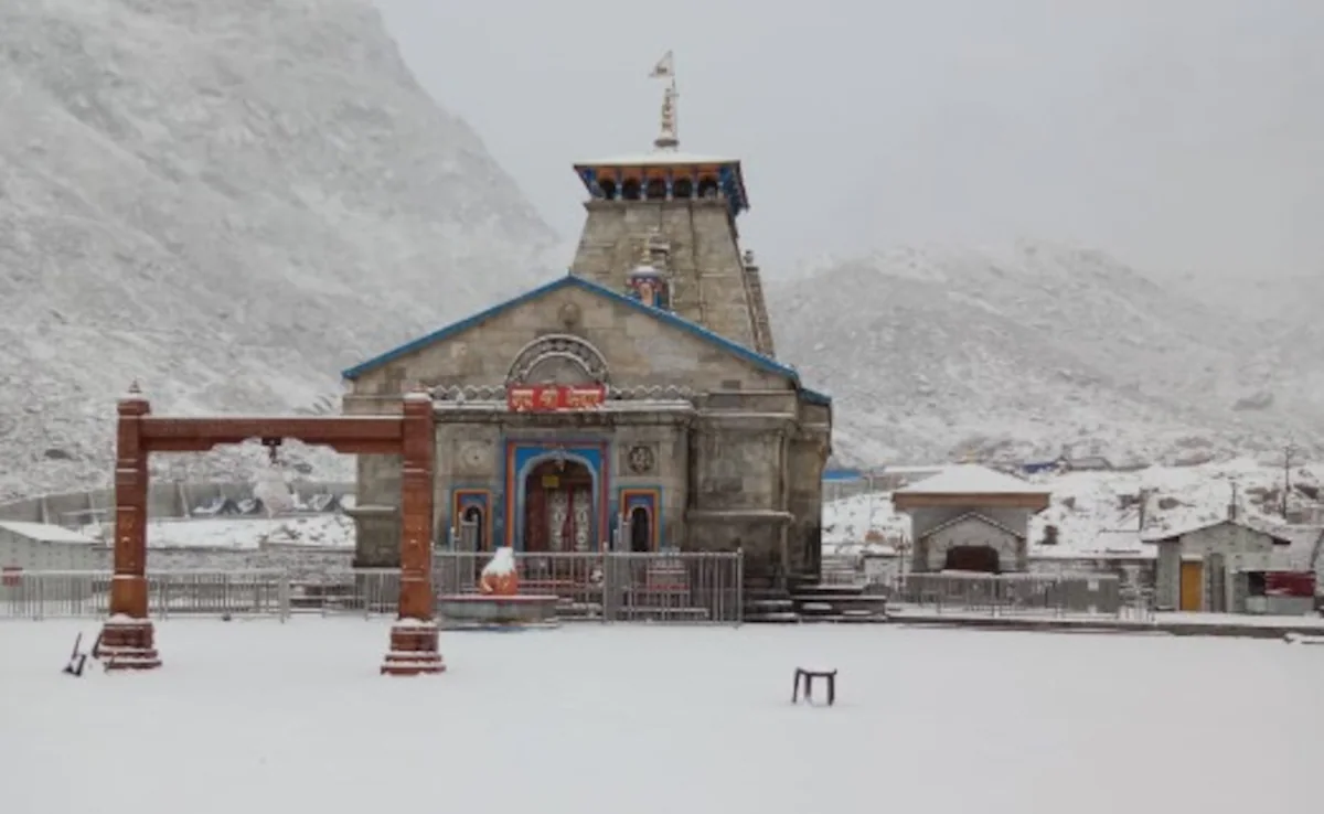 Uttarakhand Weather Update News: उत्तराखंड में फरवरी के उत्तरार्ध में मौसम ने एक बार फिर करवट बदली है।
