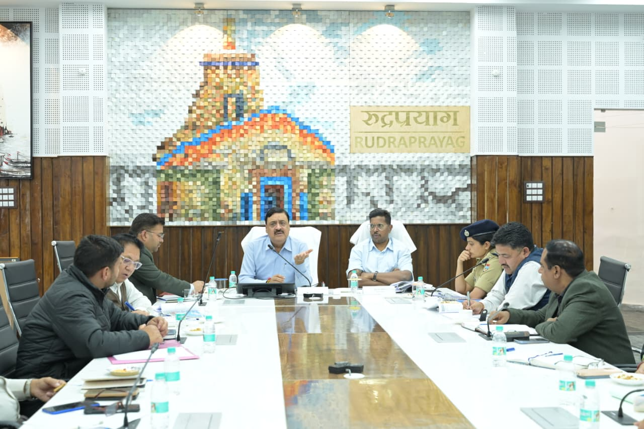 Kedarnath Yatra 2026 News: आयुक्त गढ़वाल ने की श्री केदारनाथ यात्रा व्यवस्थाओं की व्यापक समीक्षा, अधिकारियों को दिए आवश्यक दिशा-निर्देश