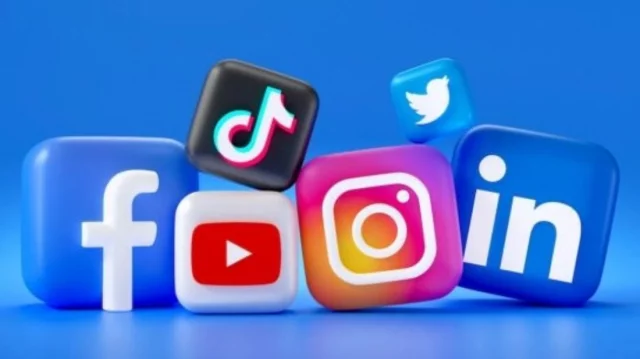 Canada Social Media Ban News: कनाडा किशोरों के लिए बंद कर रहा सोशल मीडिया