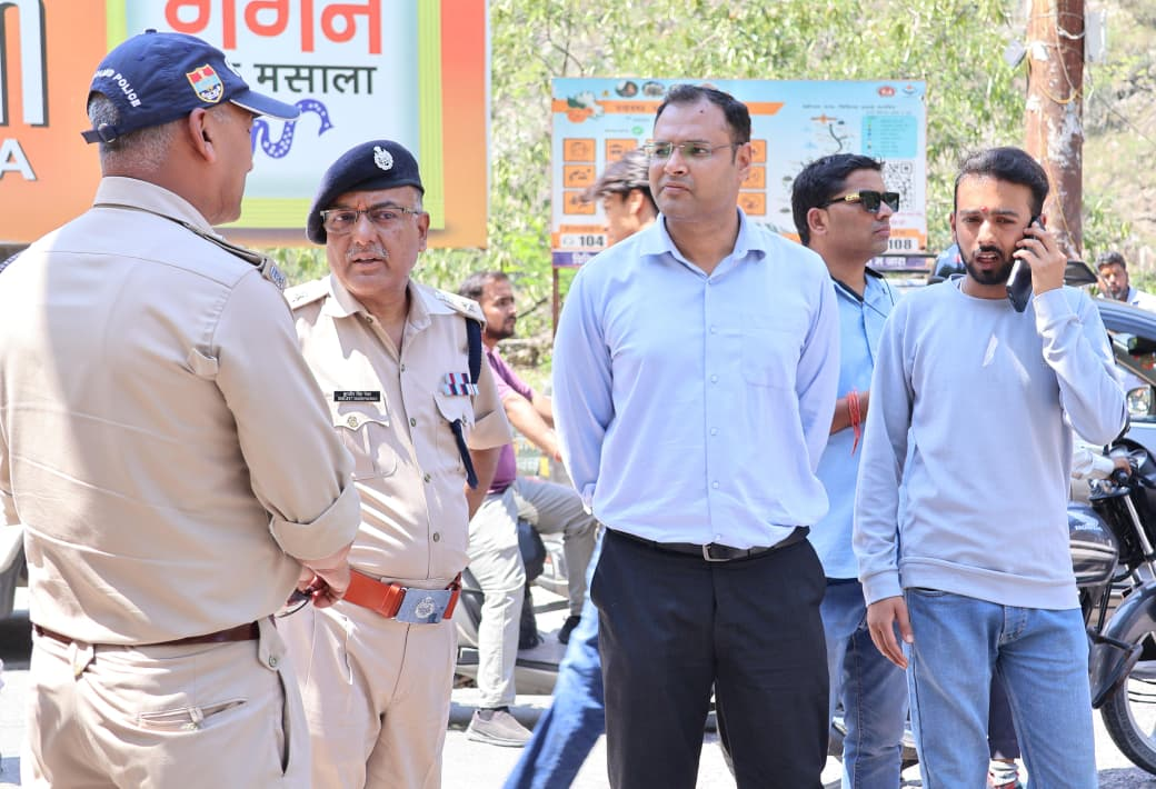 Karnaprayag National Highway 07 News: कर्णप्रयाग में राष्ट्रीय राजमार्ग-07 पर यातायात पूर्णतः सुचारू