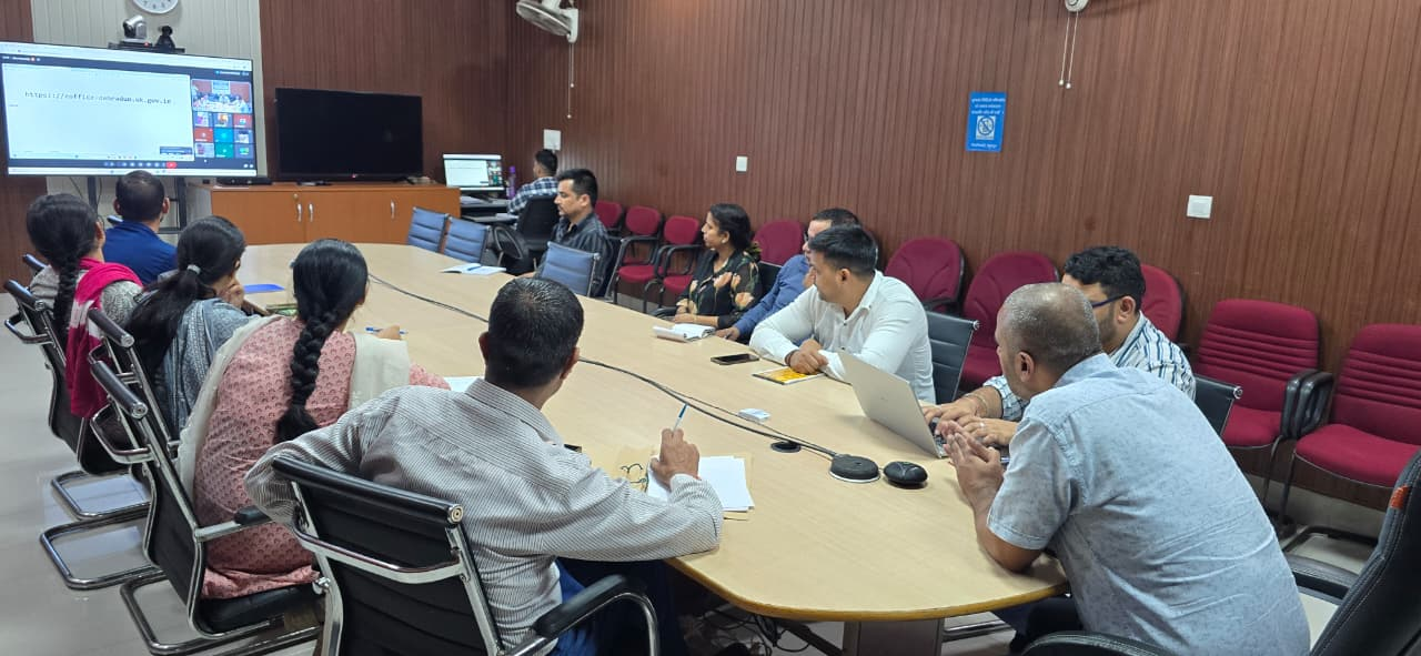 Dehradun News: देहरादून में ई-ऑफिस प्रणाली को प्रभावी बनाने के लिए प्रशिक्षण कार्यक्रम आयोजित