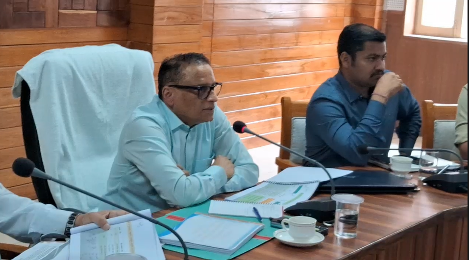 Uttarakhand Pauri Garhwal Monsoon News: पौड़ी के प्रभारी सचिव ने लिया आपदा प्रबंधन की तैयारियों का जायजा, दिए ये निर्देश