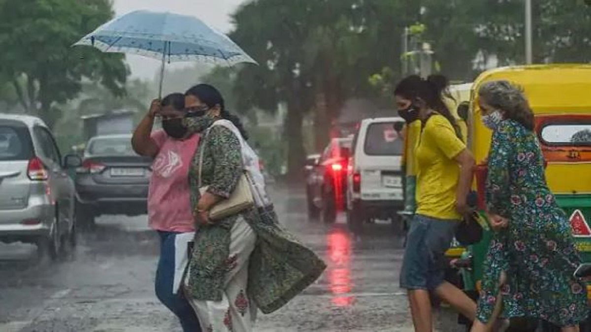 Uttarakhand Weather Update News: उत्तराखंड में तीन दिन के लिए बारिश का अलर्ट जारी, एहतियात बरतने की सलाह