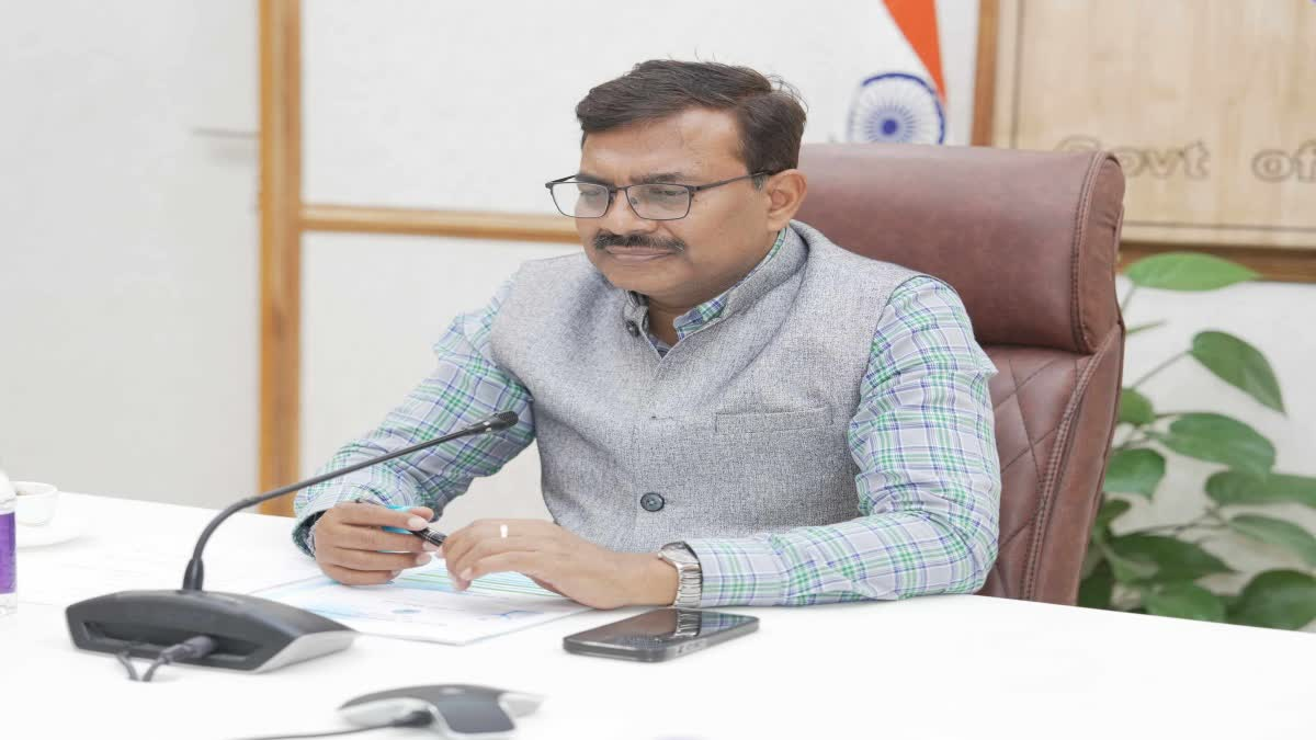Kainchi Dham Mela 2026 News: मुख्य सचिव ने की कैंचीधाम मेले की तैयारियों की समीक्षा, 10 दिन के लिए तैयार होगा रूट प्लान
