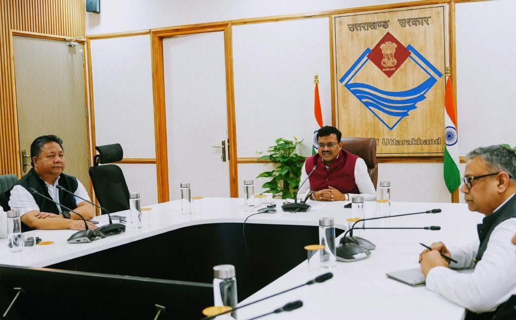 Uttarakhand News: जनपदों के लंबित प्रकरणों के निस्तारण में तेजी लाएं विभागः मुख्य सचिव