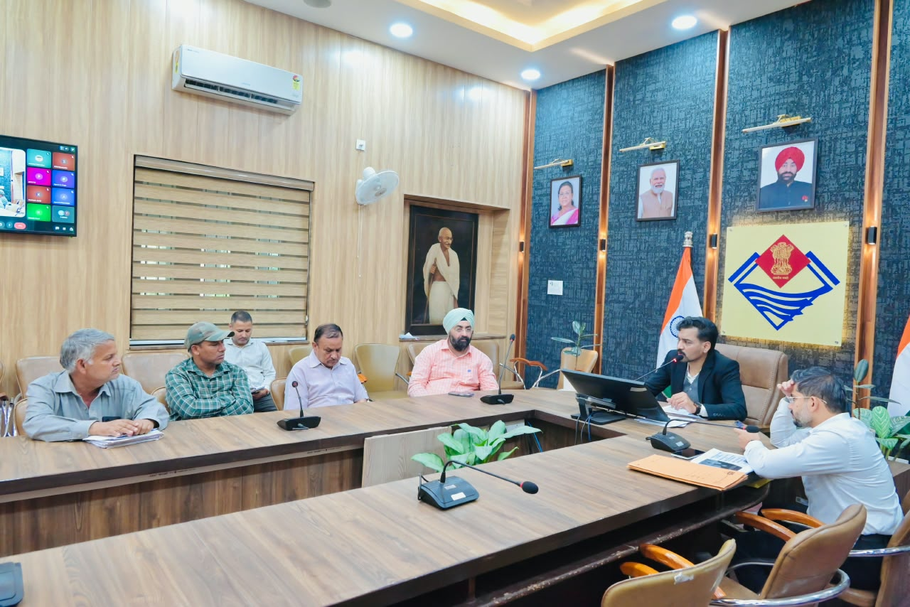 Uttarakhand News: मतदाता सूची से वंचित पात्र नागरिकों को जोड़ने के लिए चलेगा विशेष अभियान