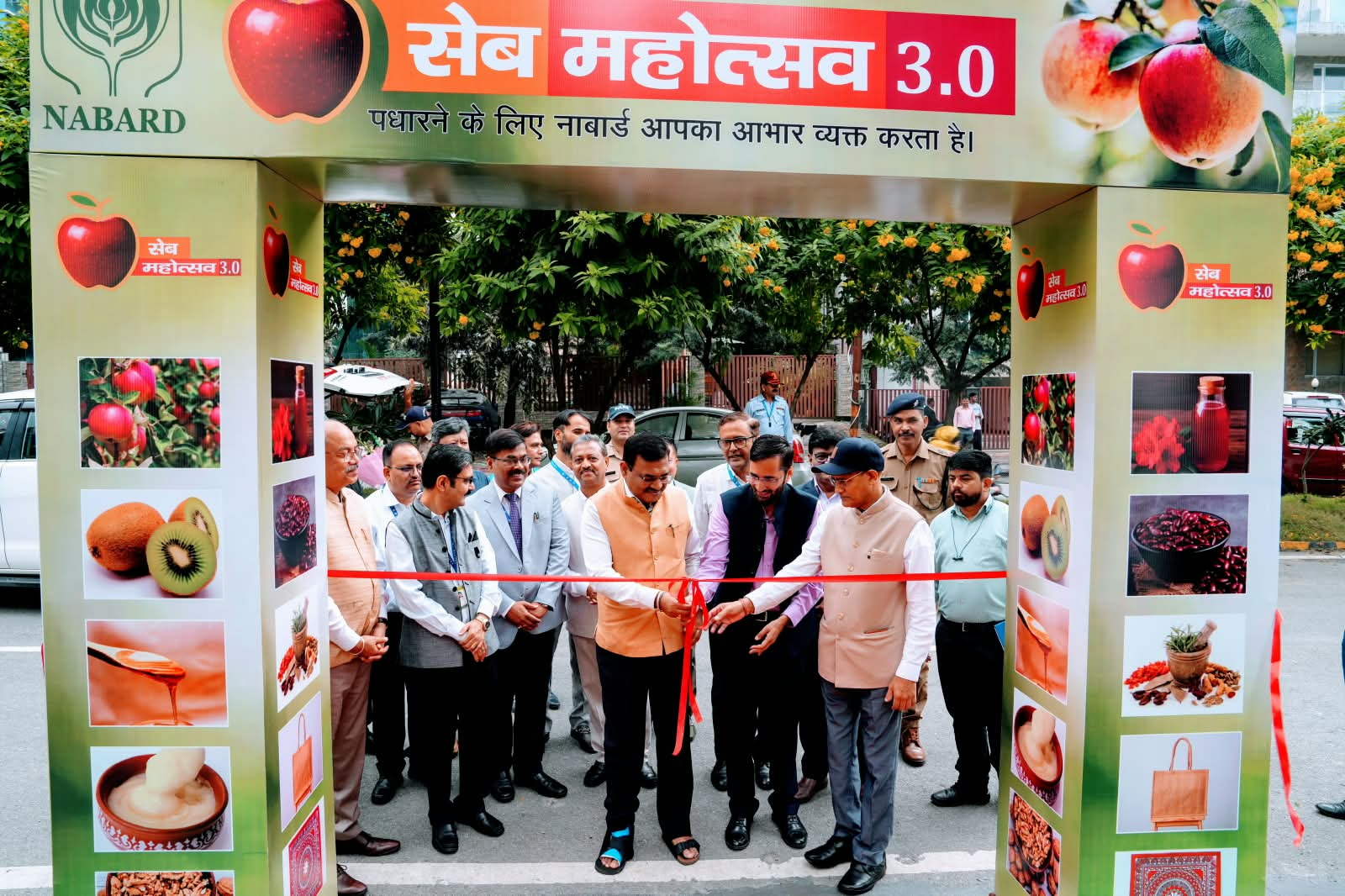 Apple Fest News: नाबार्ड द्वारा आयोजित सेब महोत्सव 3.0 शुरू, मुख्य सचिव ने किया शुभारंभ